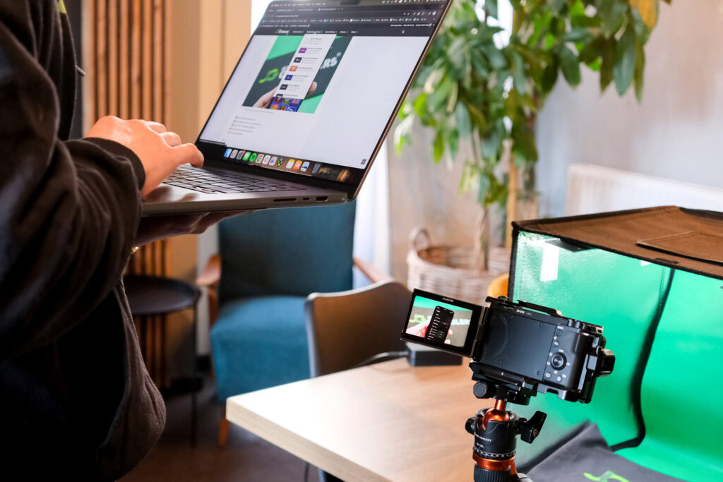 Photo of Patrik Lidin from the JustGamblers Expert Review Board while preparing a product photo shoot of an online gambling site.
